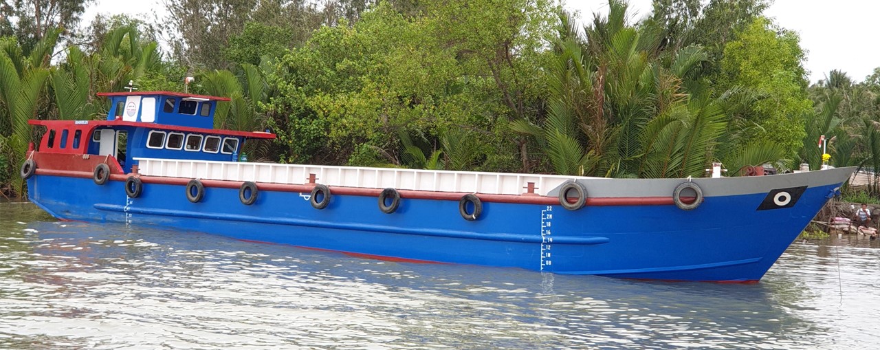 Tàu chở vật liệu 07 - Tải trọng 300 tấn