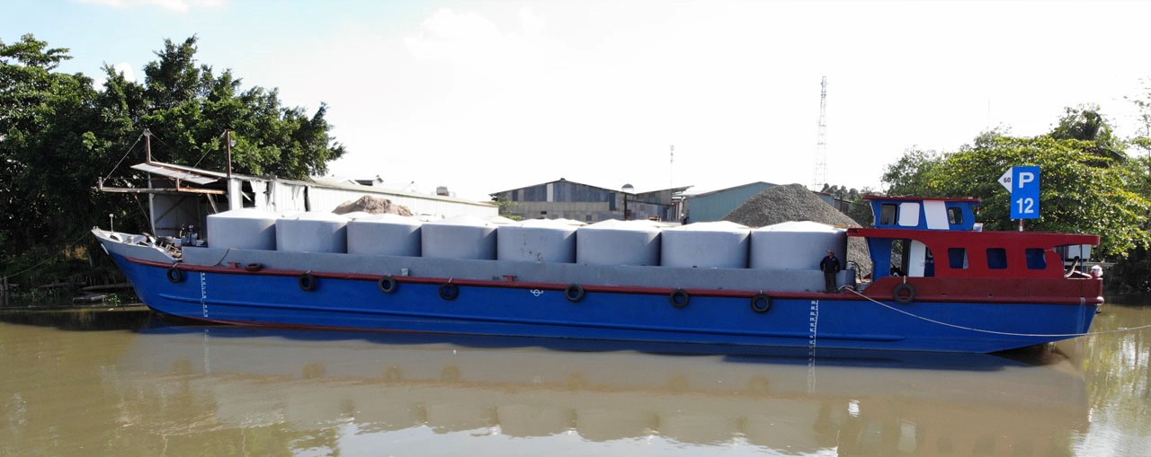 Tàu chở xi măng xá 04 - Tải trọng 800 tấn