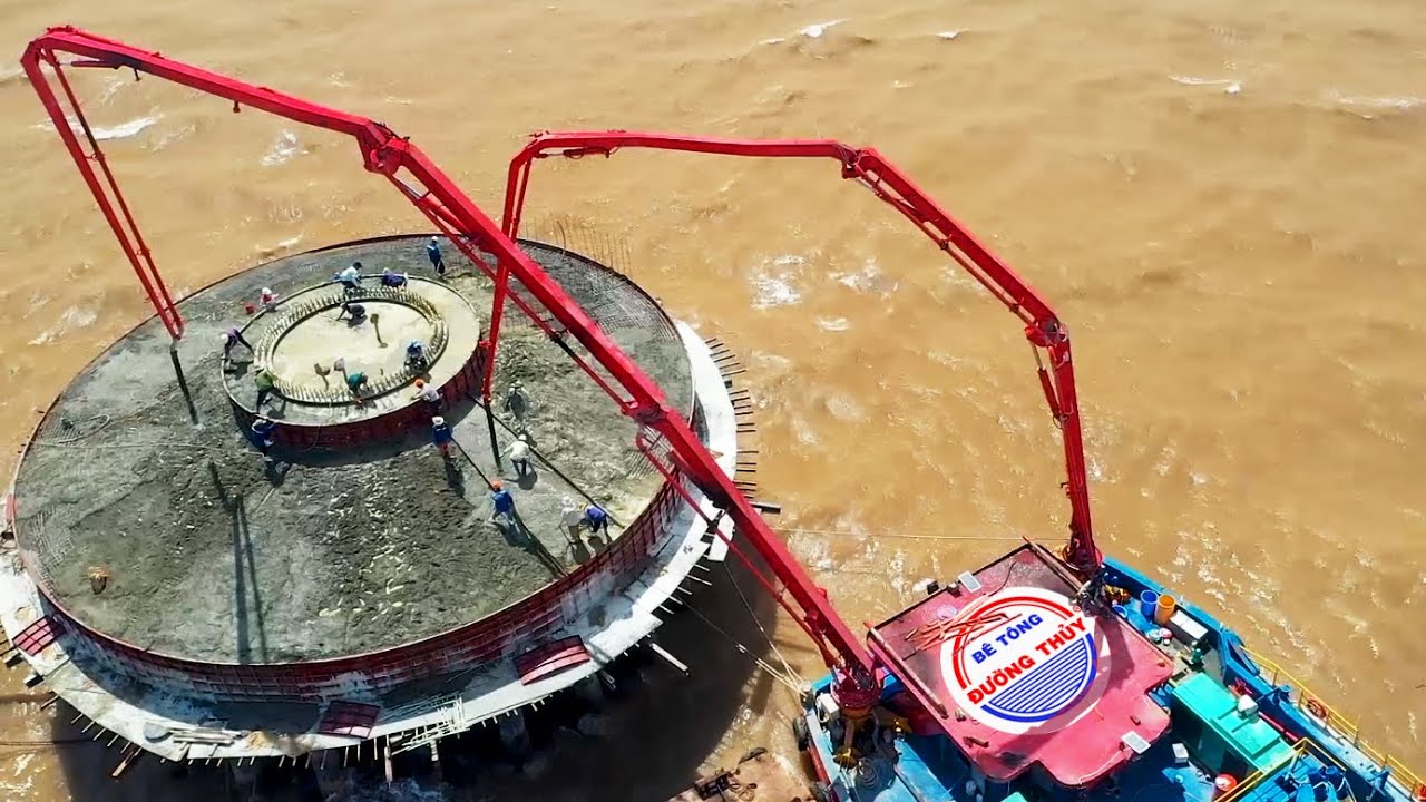 Trạm trộn bê tông trên sông, biển